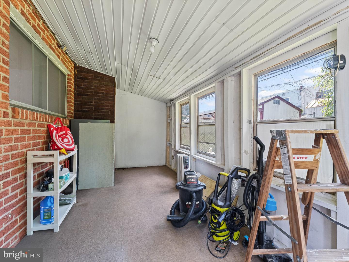 1012 Tomlinson Property Photo 28