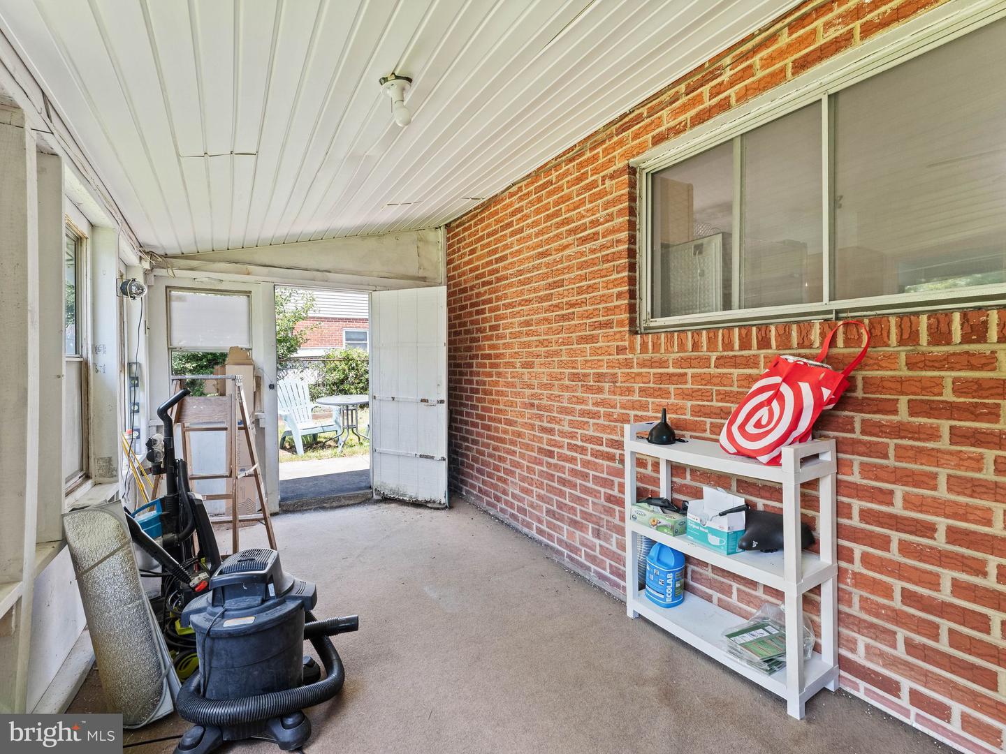 1012 Tomlinson Property Photo 29