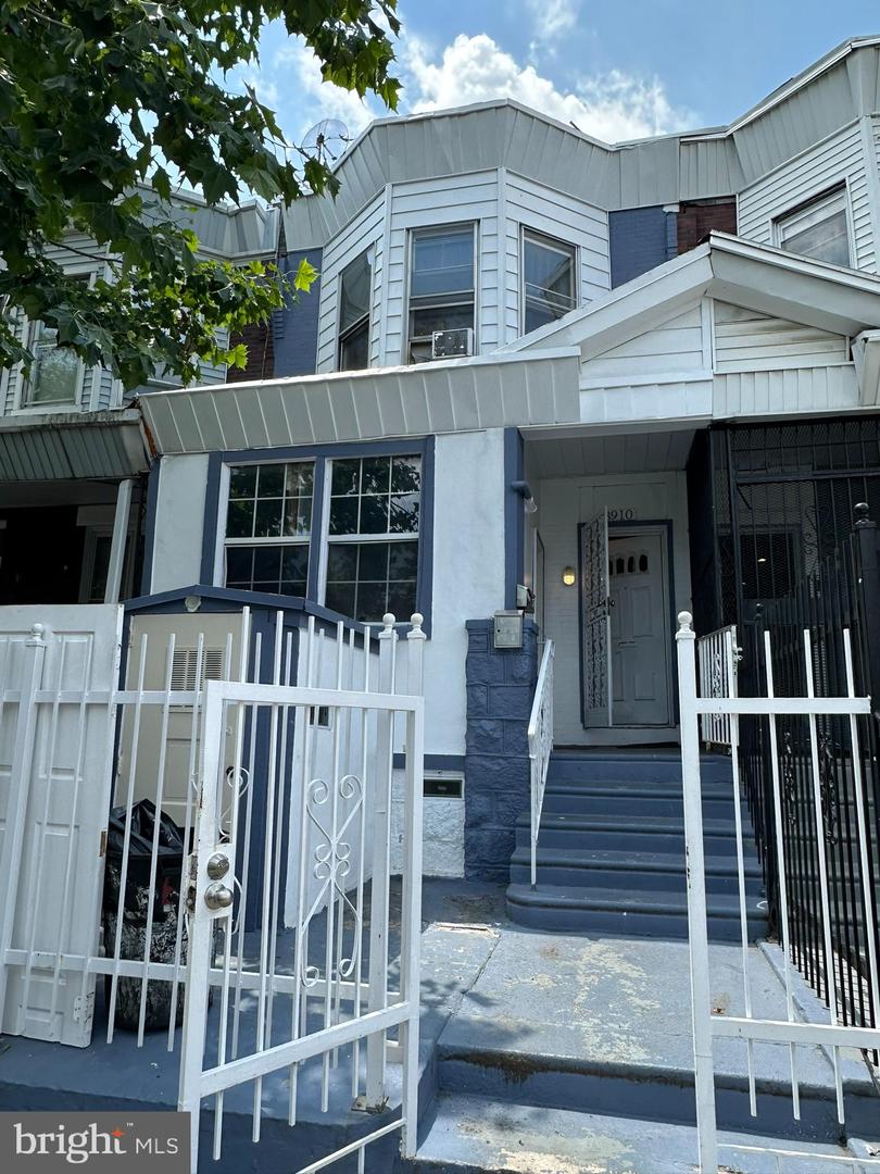 3910 N Marshall St Property Photo 1