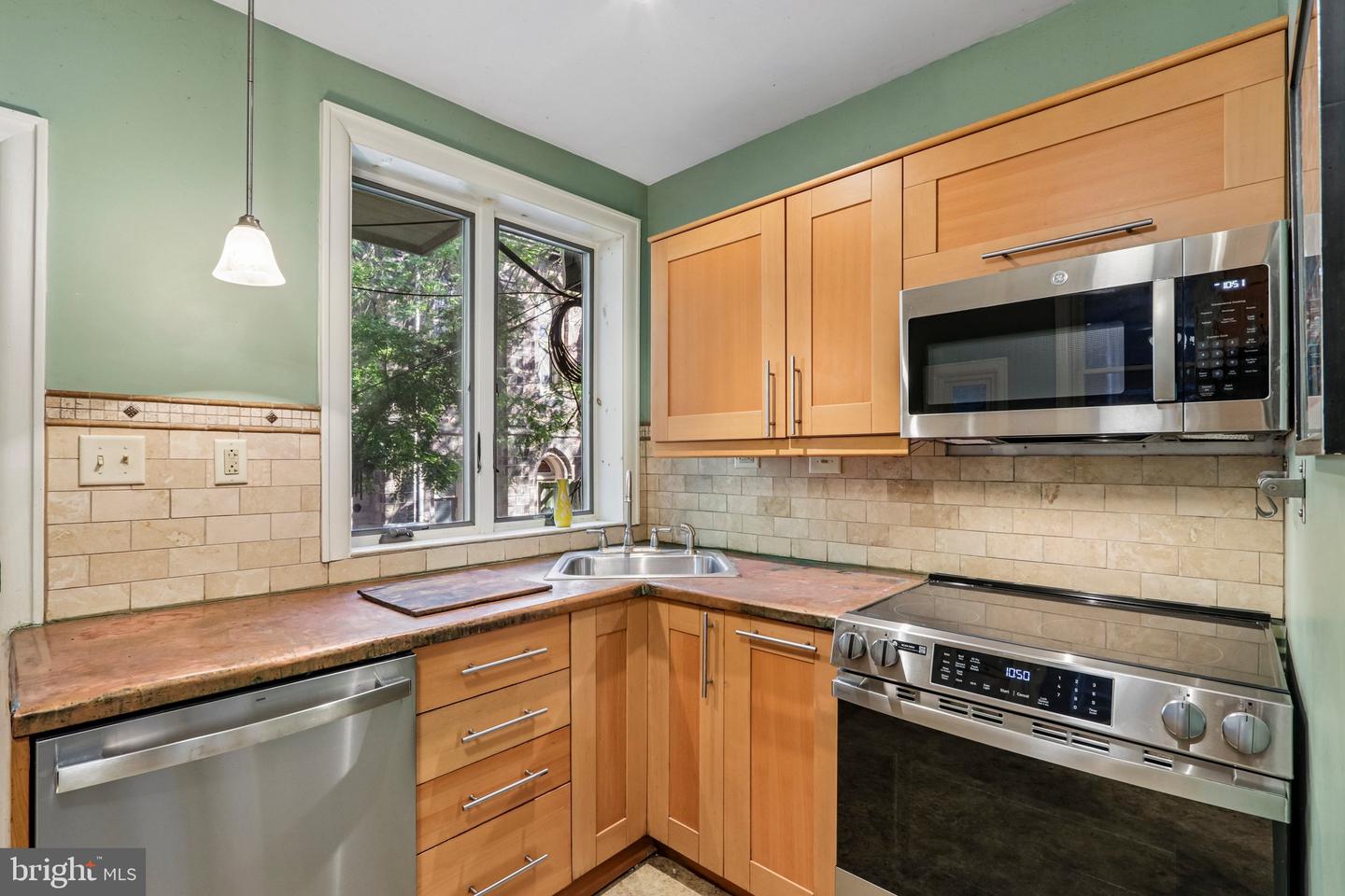 3727 Hamilton St Property Photo 12