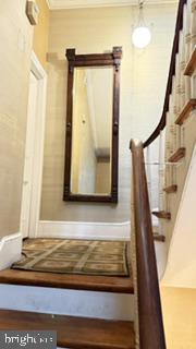 1310 Pine St Property Photo 6