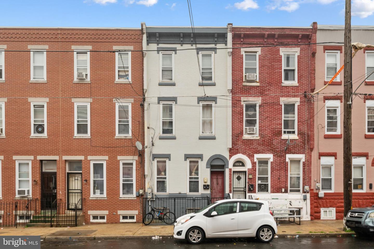 2419 N Marshall St Property Photo 1