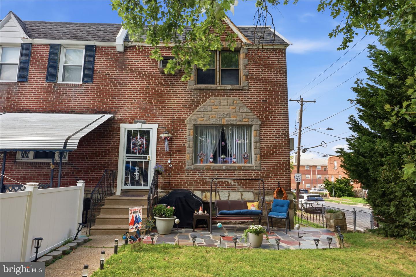 6160 Charles St Property Photo 2