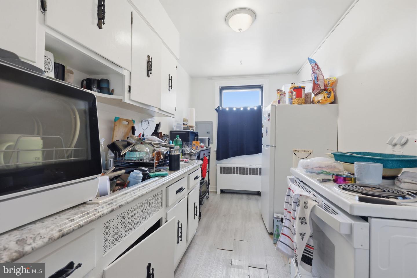6160 Charles St Property Photo 4