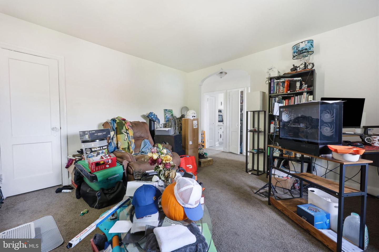 6160 Charles St Property Photo 10