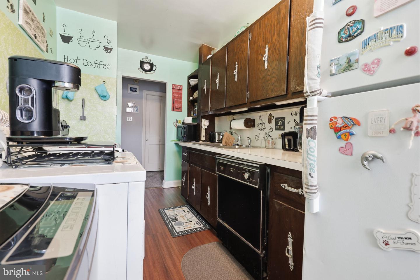 6160 Charles St Property Photo 15