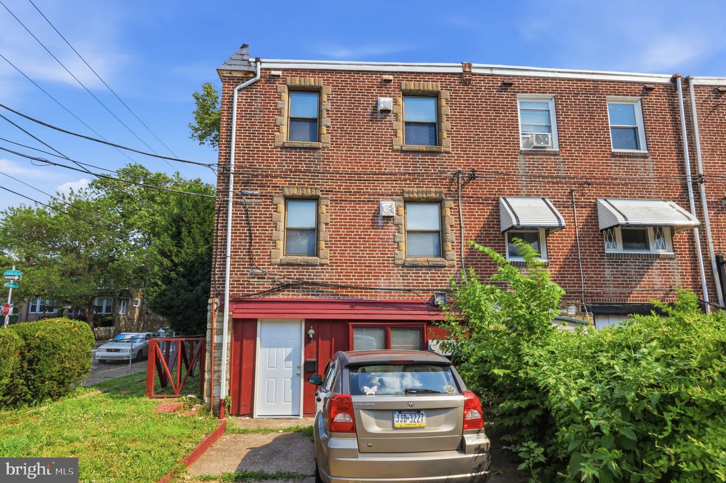 6160 Charles St Property Photo 30