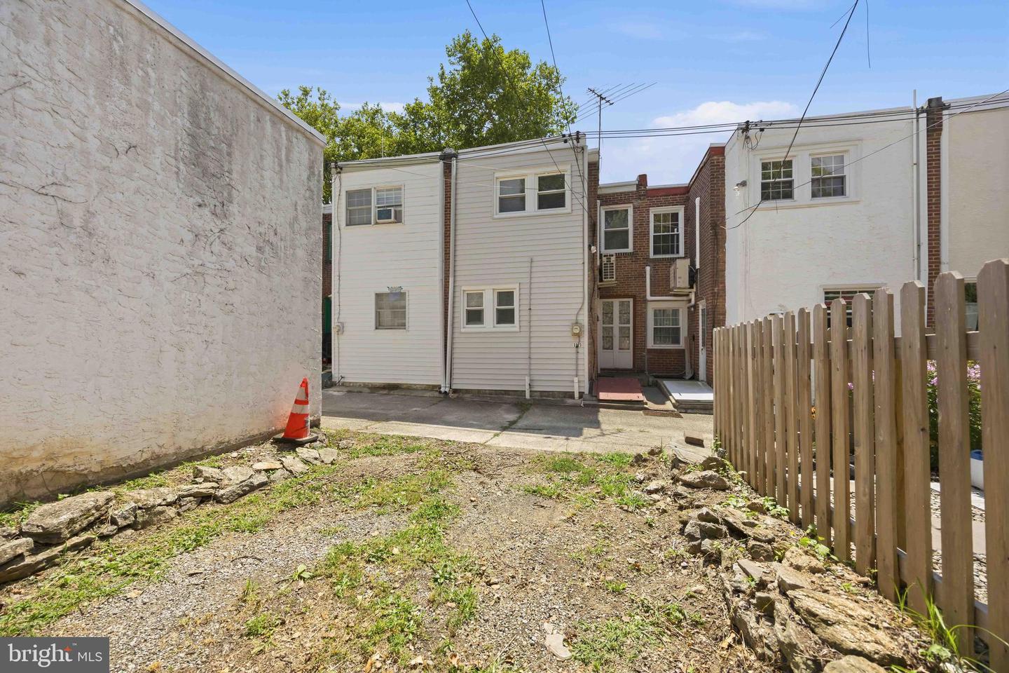 3323 Tilden St Property Photo 30