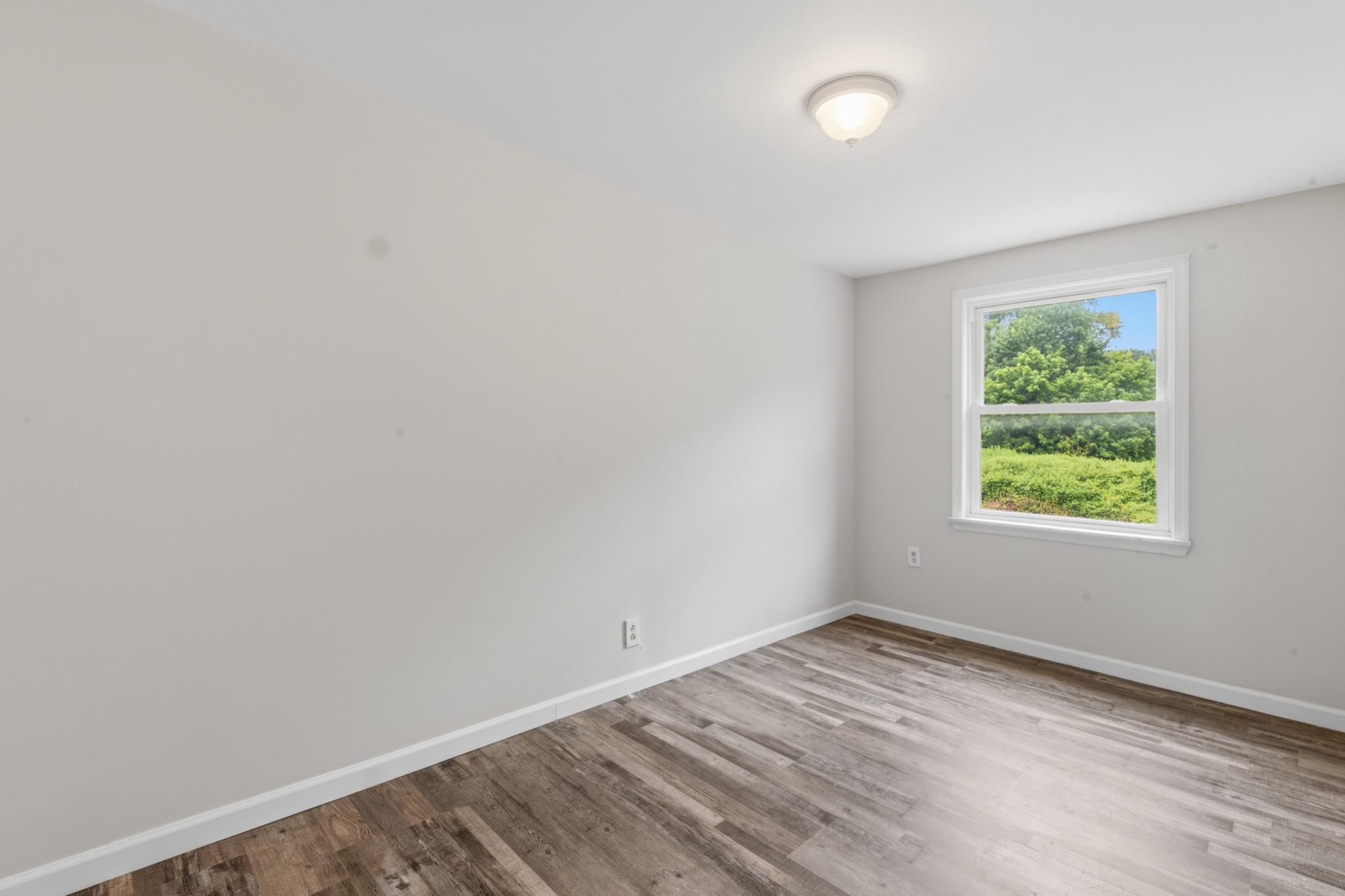4993 Pennway St Property Photo 4