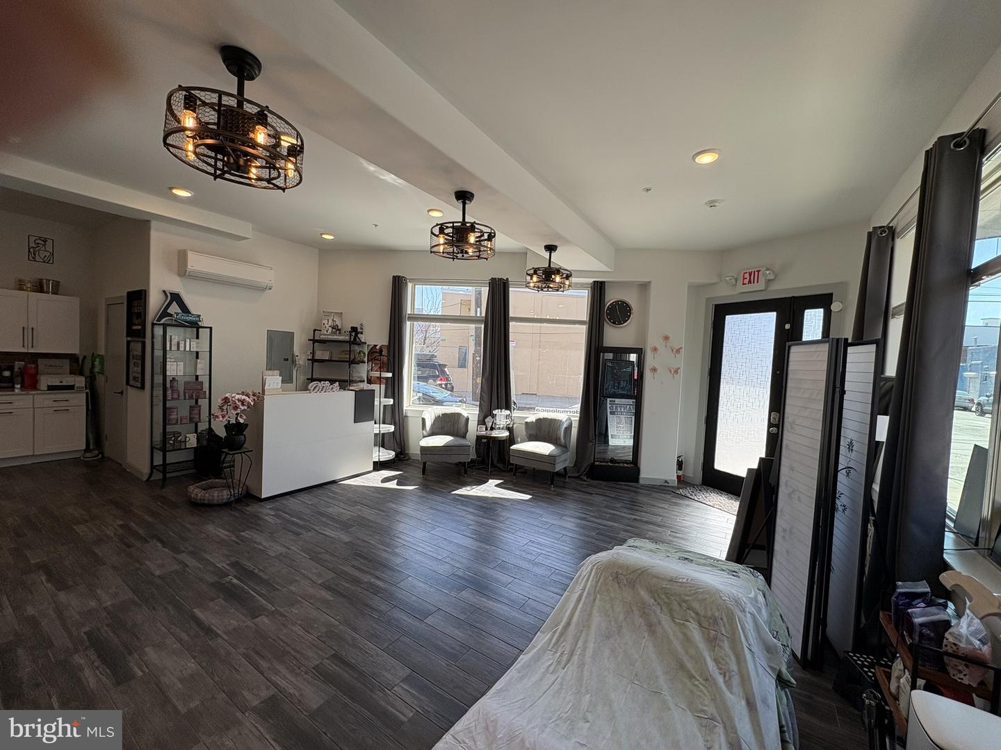 1453 Point Breeze Ave #commercial Property Photo 8