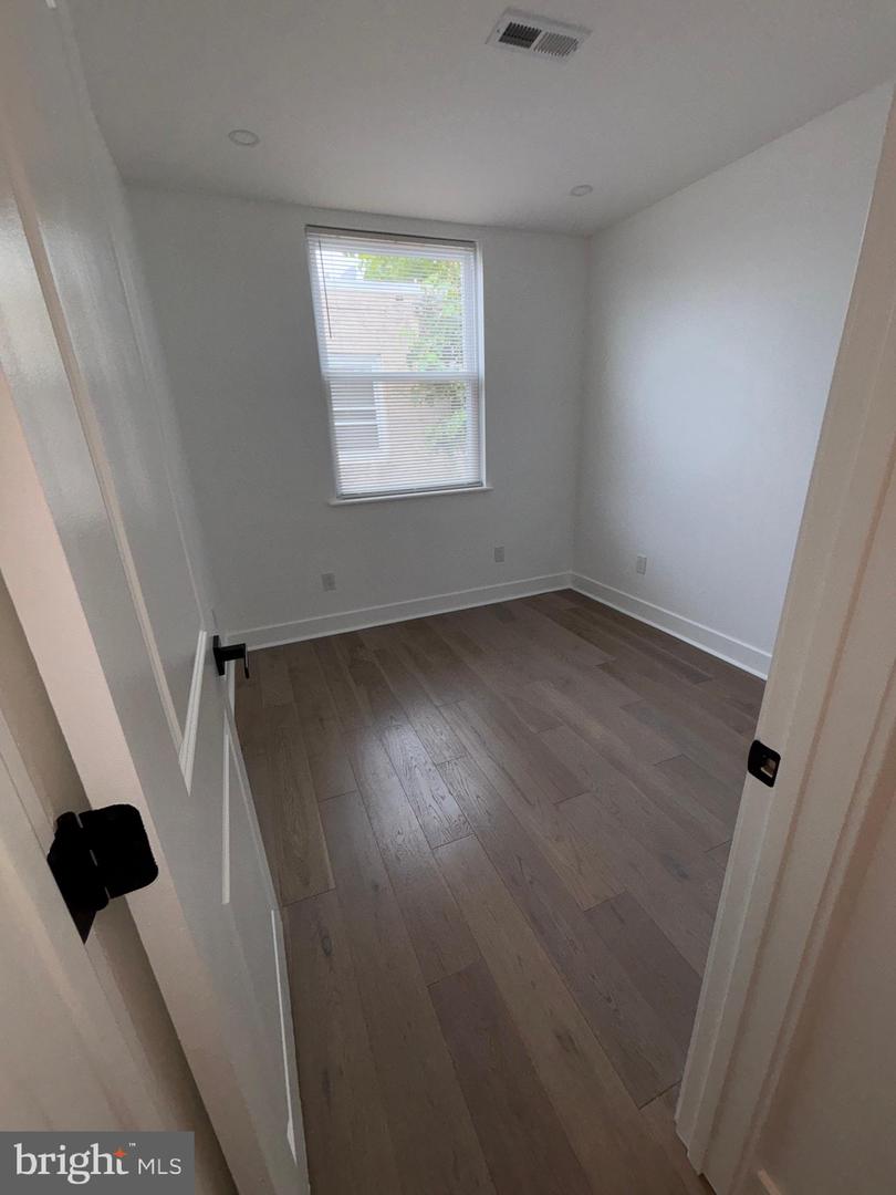 3190 Memphis St Property Photo 25