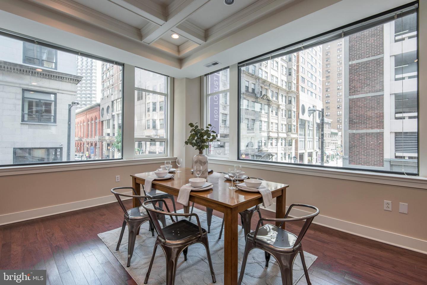 1501 Locust St #unit 303 Property Photo 12