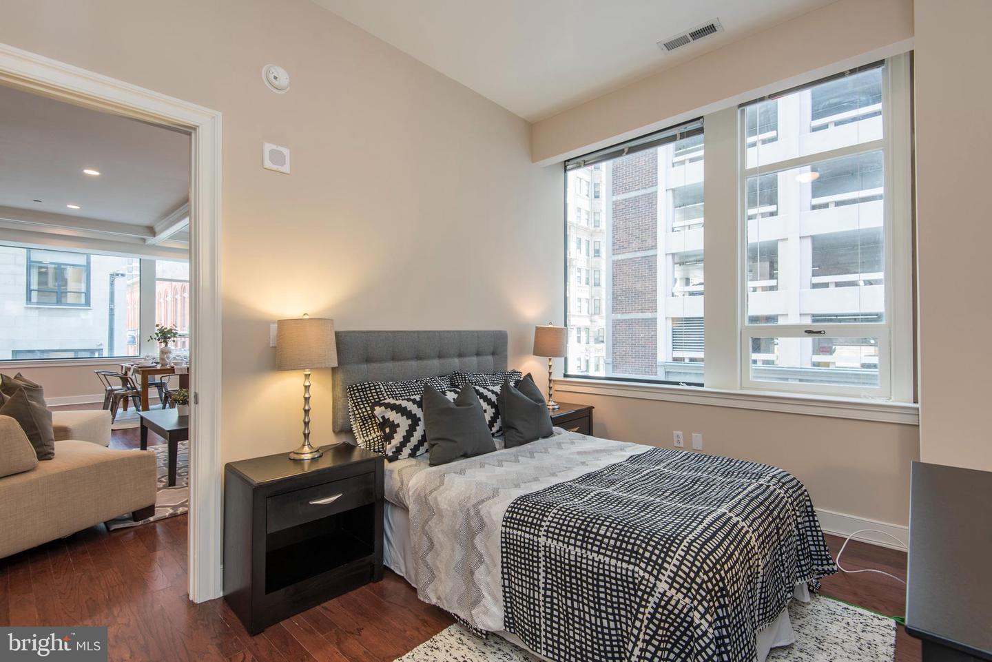 1501 Locust St #unit 303 Property Photo 19
