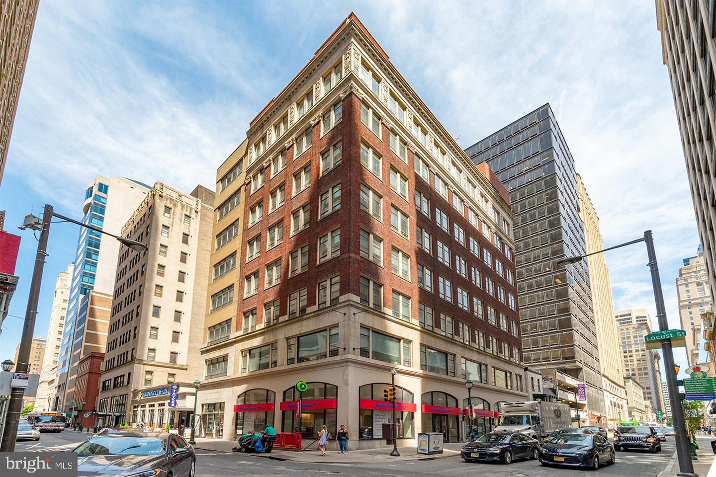 1501 Locust St #unit 303 Property Photo 23