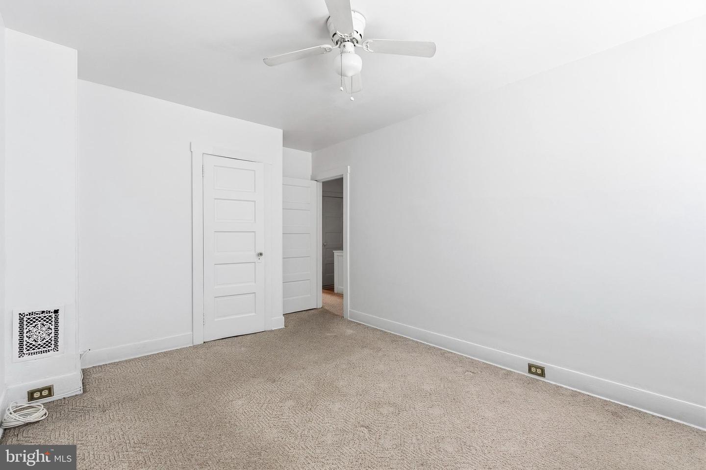 2737 S 12th St Property Photo 19