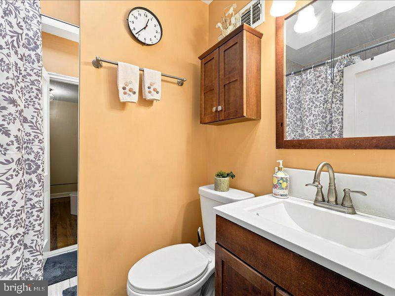 8516 Williams Ave Property Photo 16