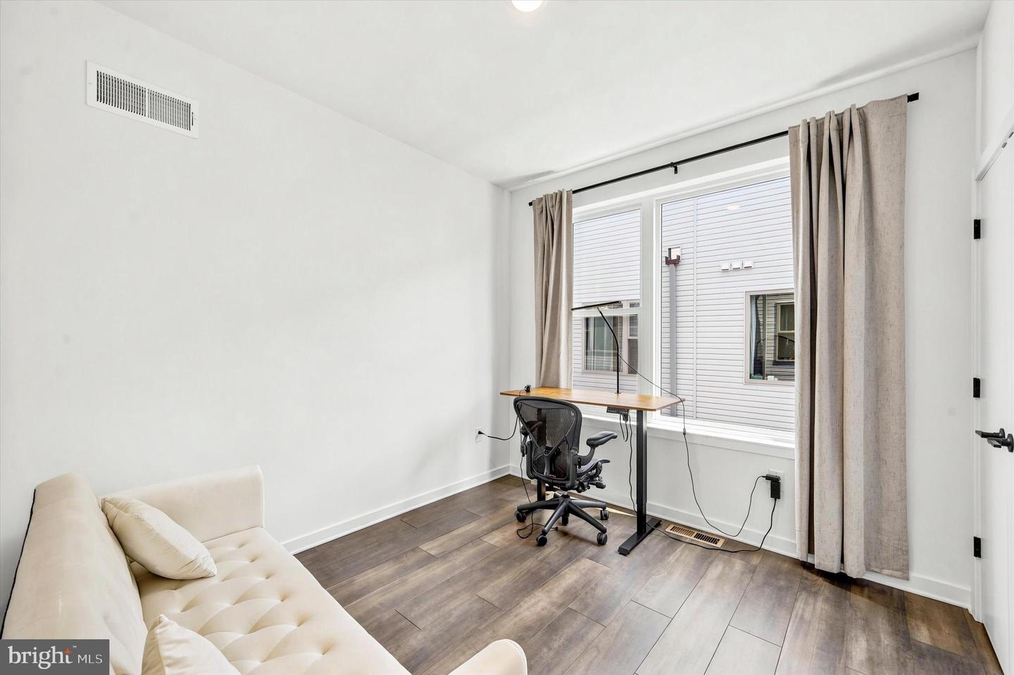 3005 Birchview Walk Property Photo 14
