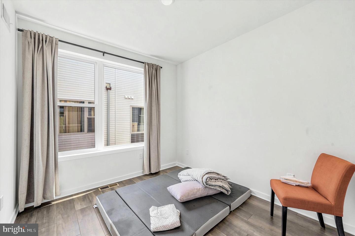 3005 Birchview Walk Property Photo 15
