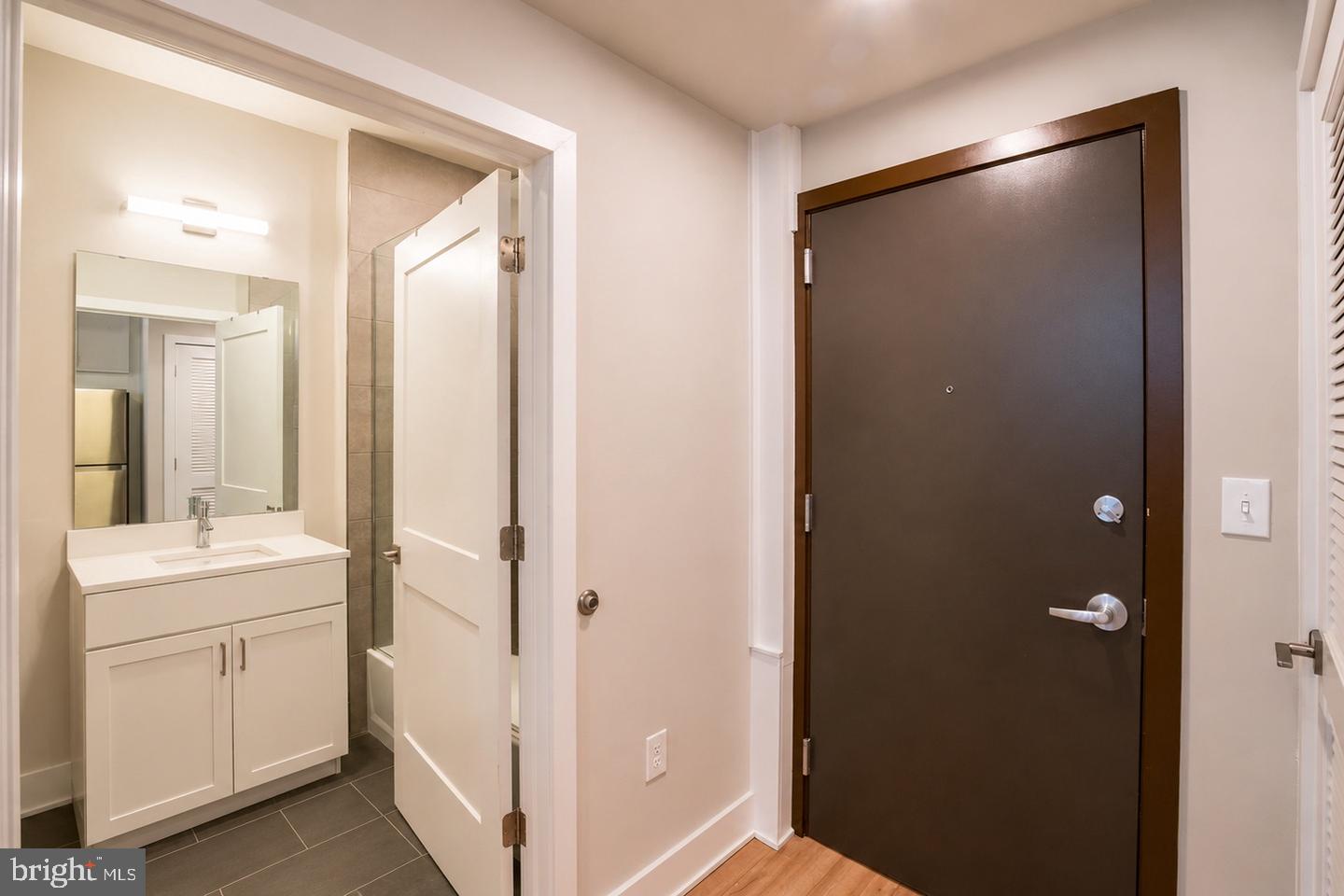 1300 S 19th St #unit 4 Property Photo 10