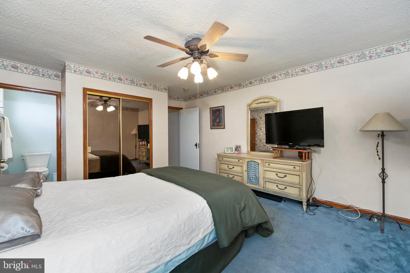 7703 Lister St Property Photo 14