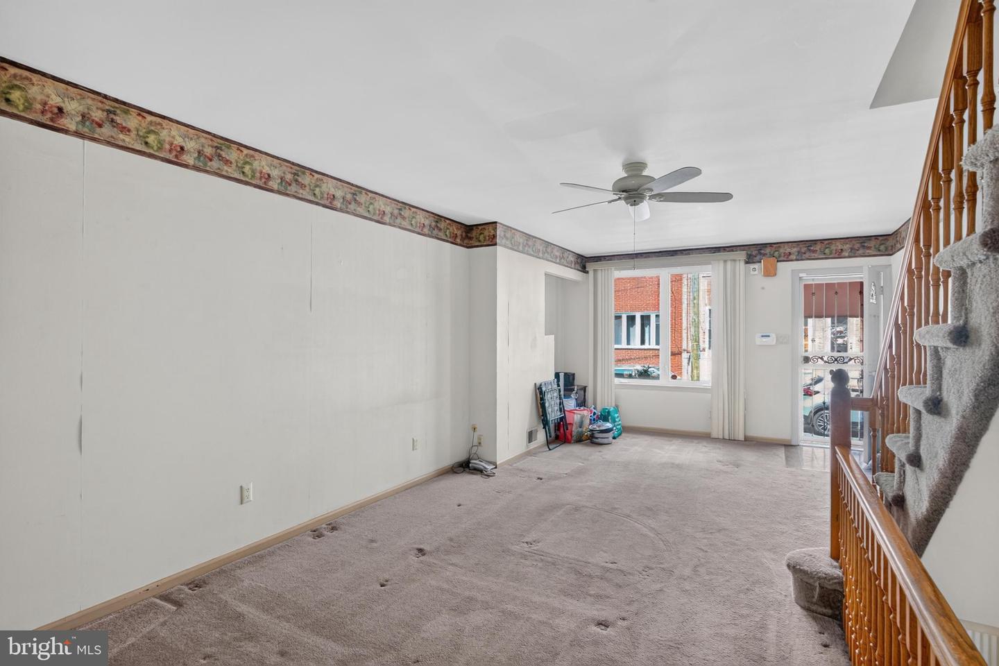 2419 S Woodstock St Property Photo 5