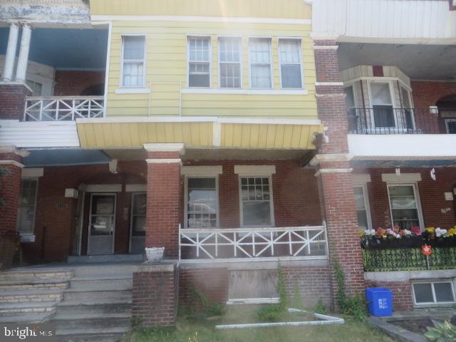 5538 WALNUT ST Property Photo 1