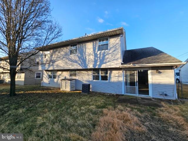 1861 Greymont St Property Photo 2