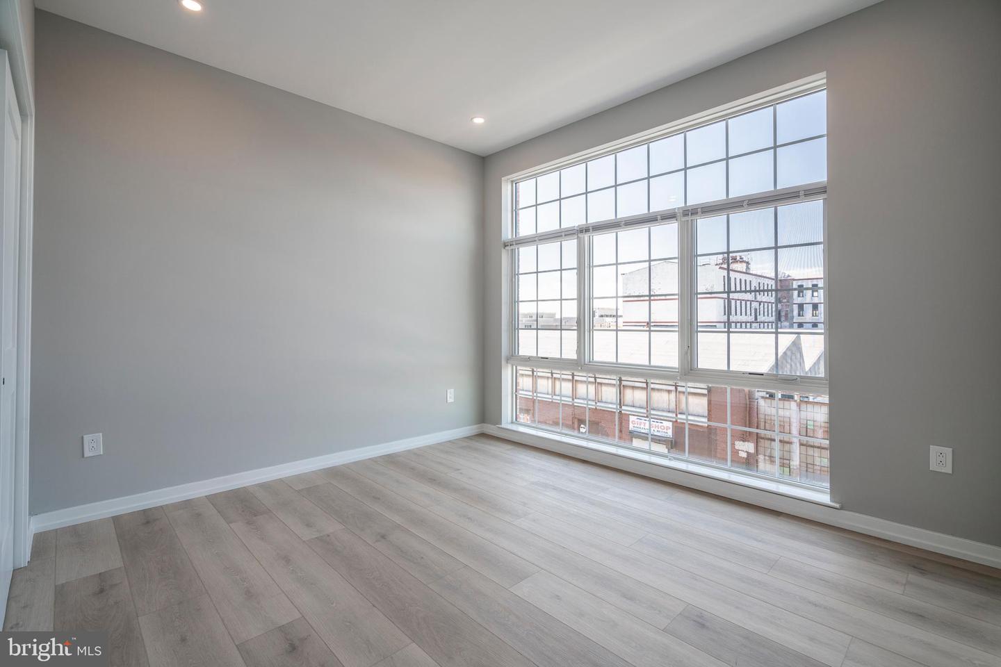 2401 Washington Ave #4c Property Photo 11
