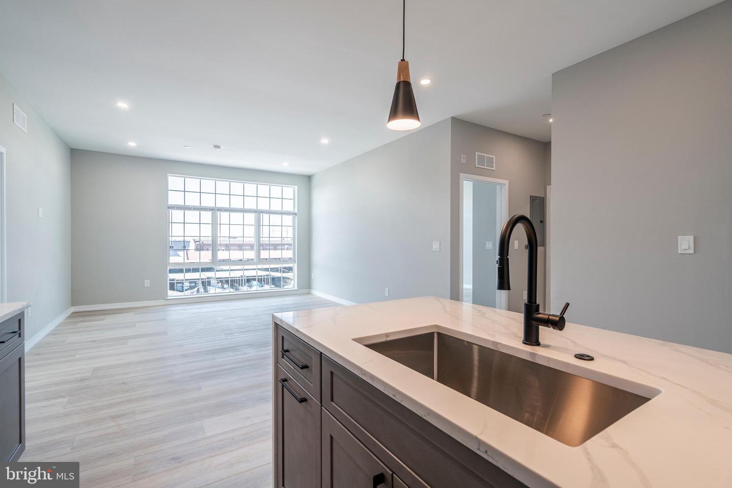 2401 Washington Ave #4c Property Photo 16