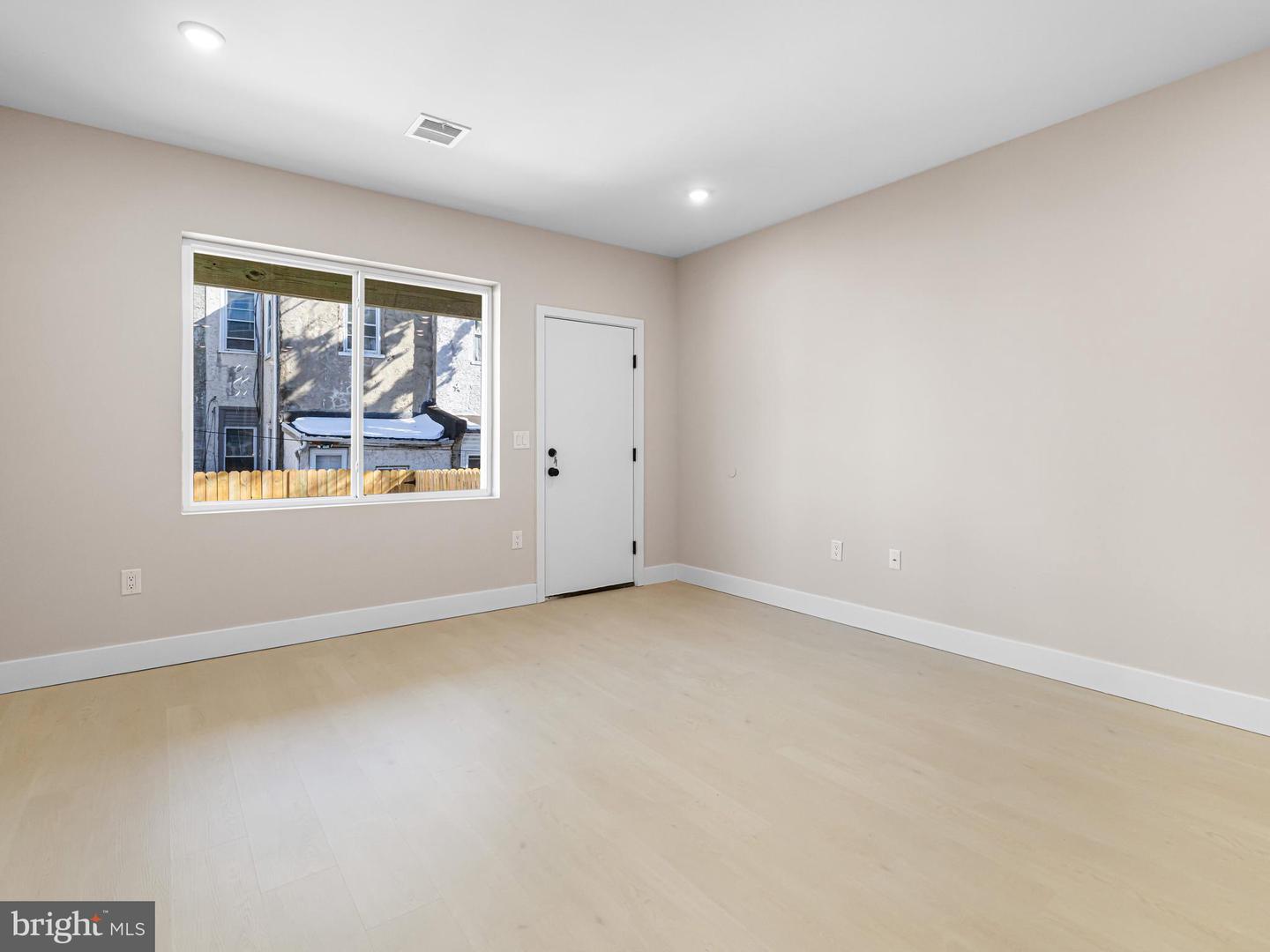 2053 E William St Property Photo 15