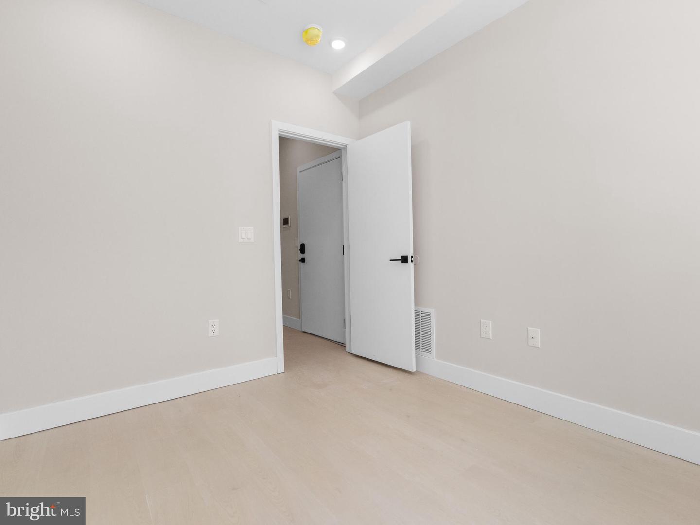 2053 E William St Property Photo 16