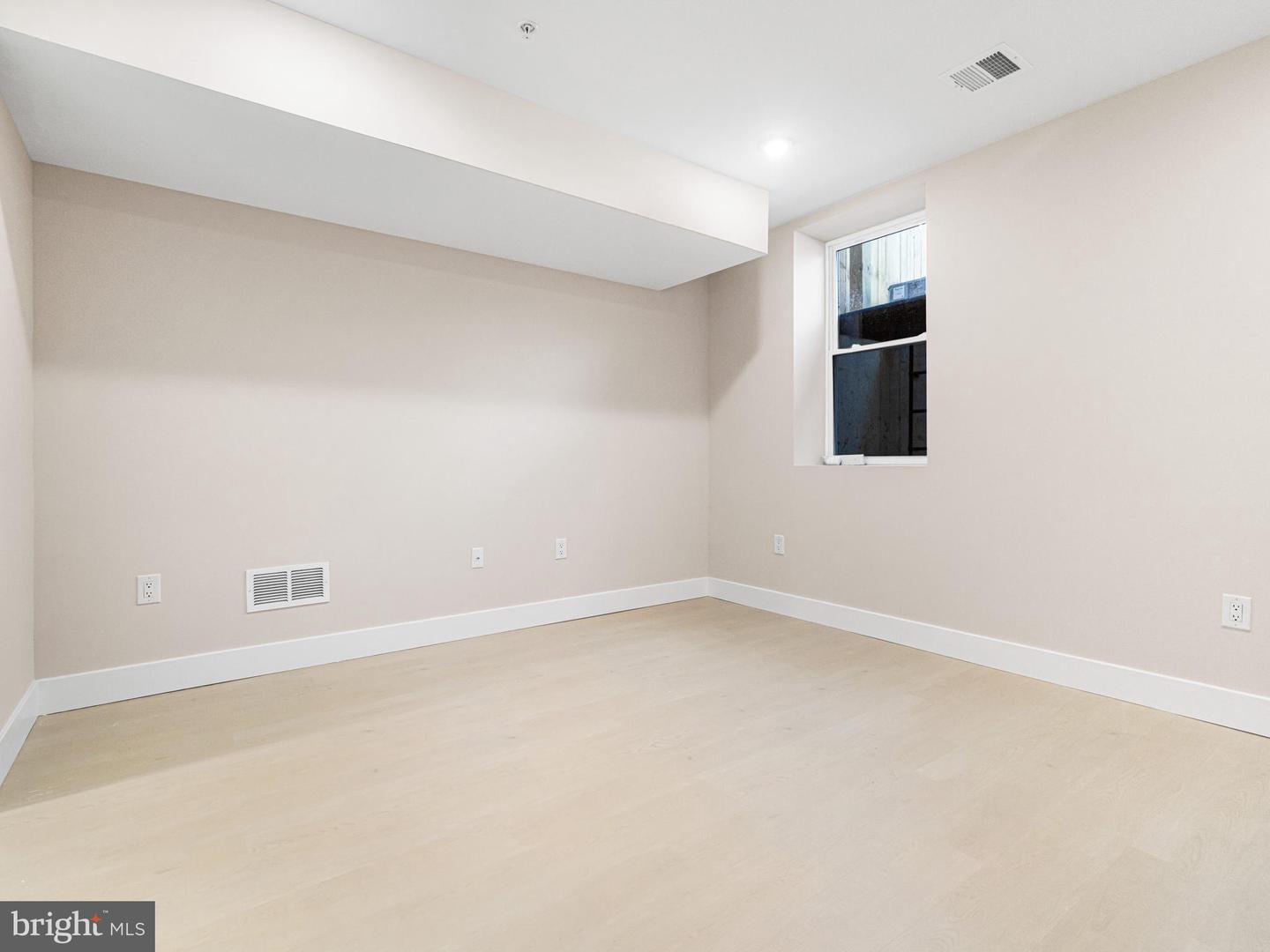 2053 E William St Property Photo 20