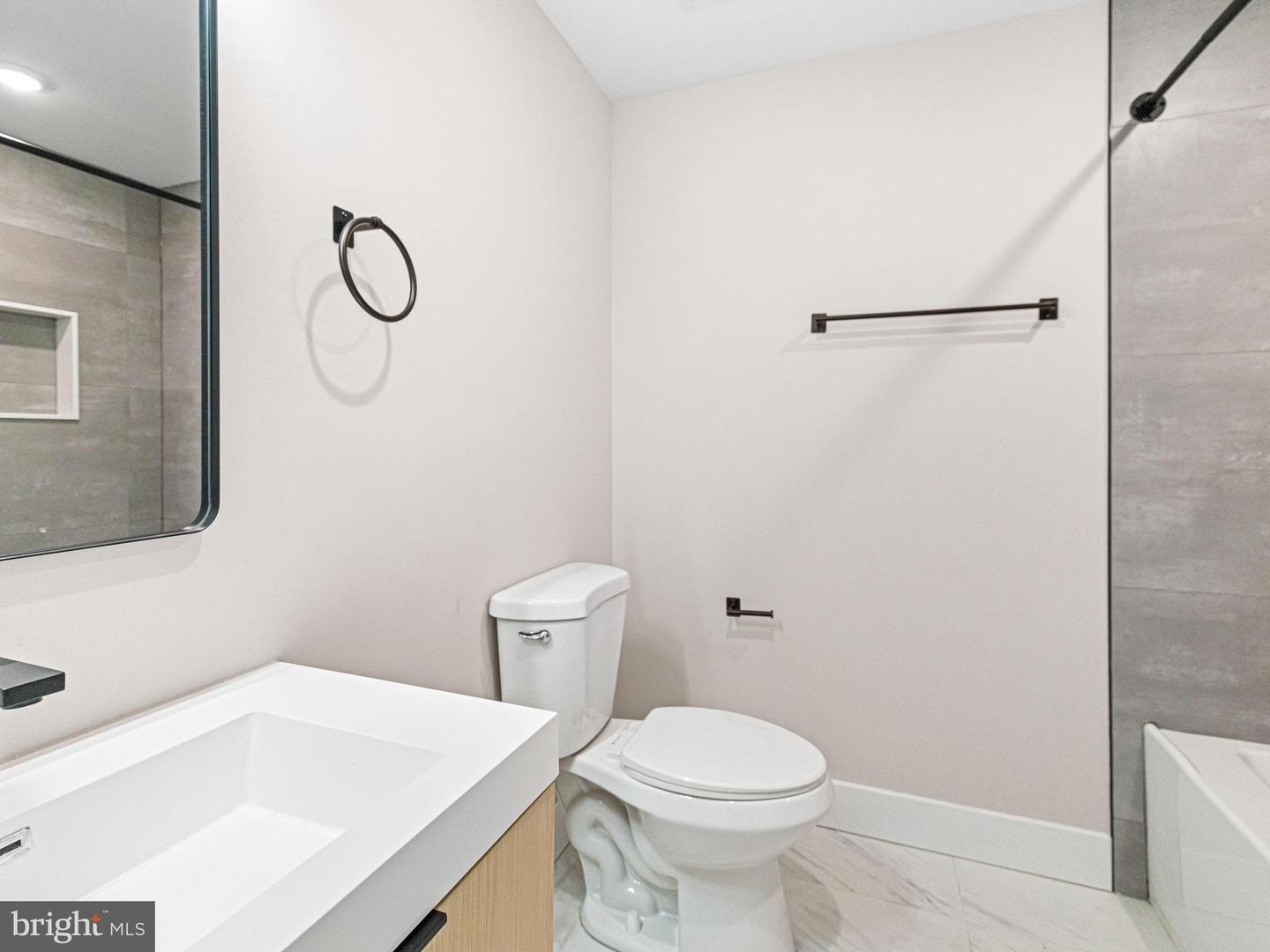 2053 E William St Property Photo 35