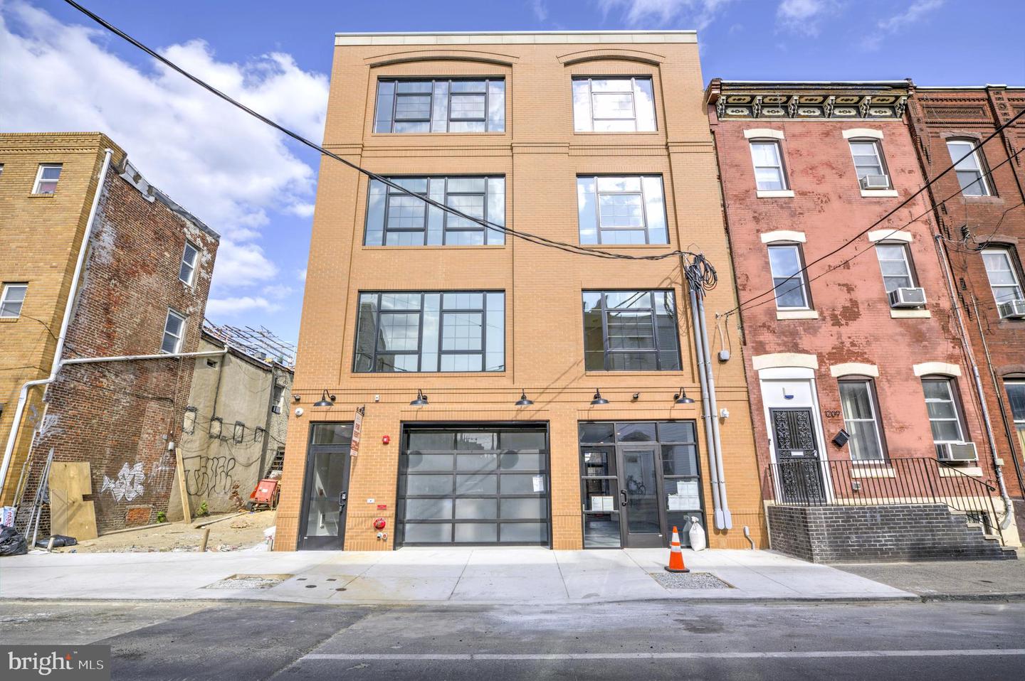 1205 S 15th St #3d Property Photo 12