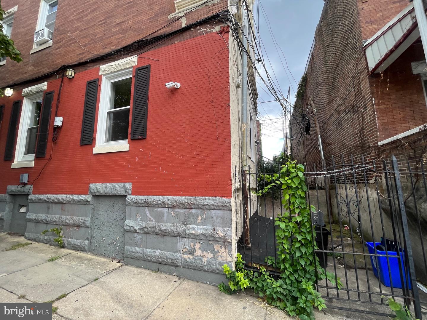 2938 W Oxford St #2r Property Photo 20