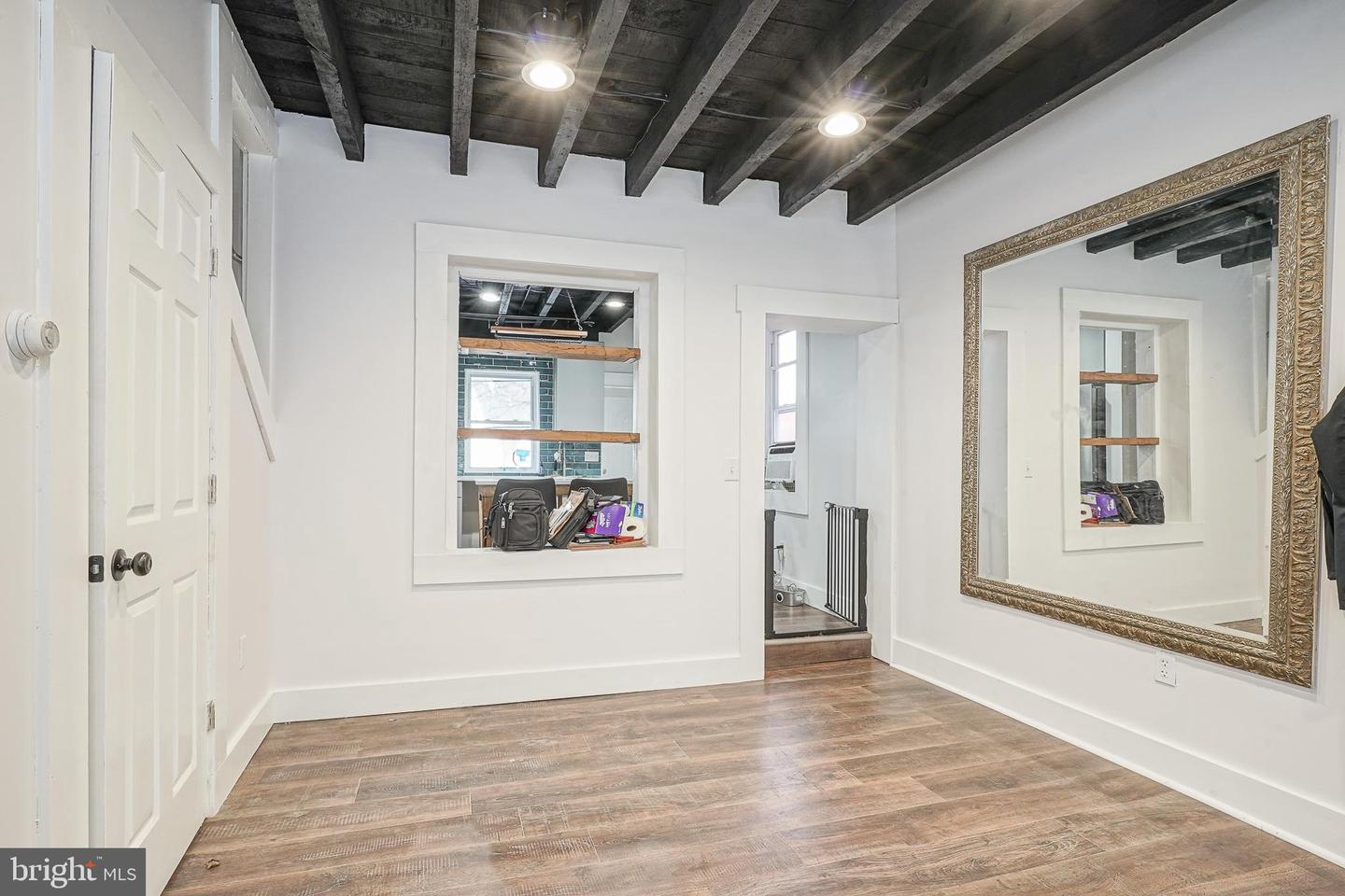 1026 N Orianna St Property Photo 6