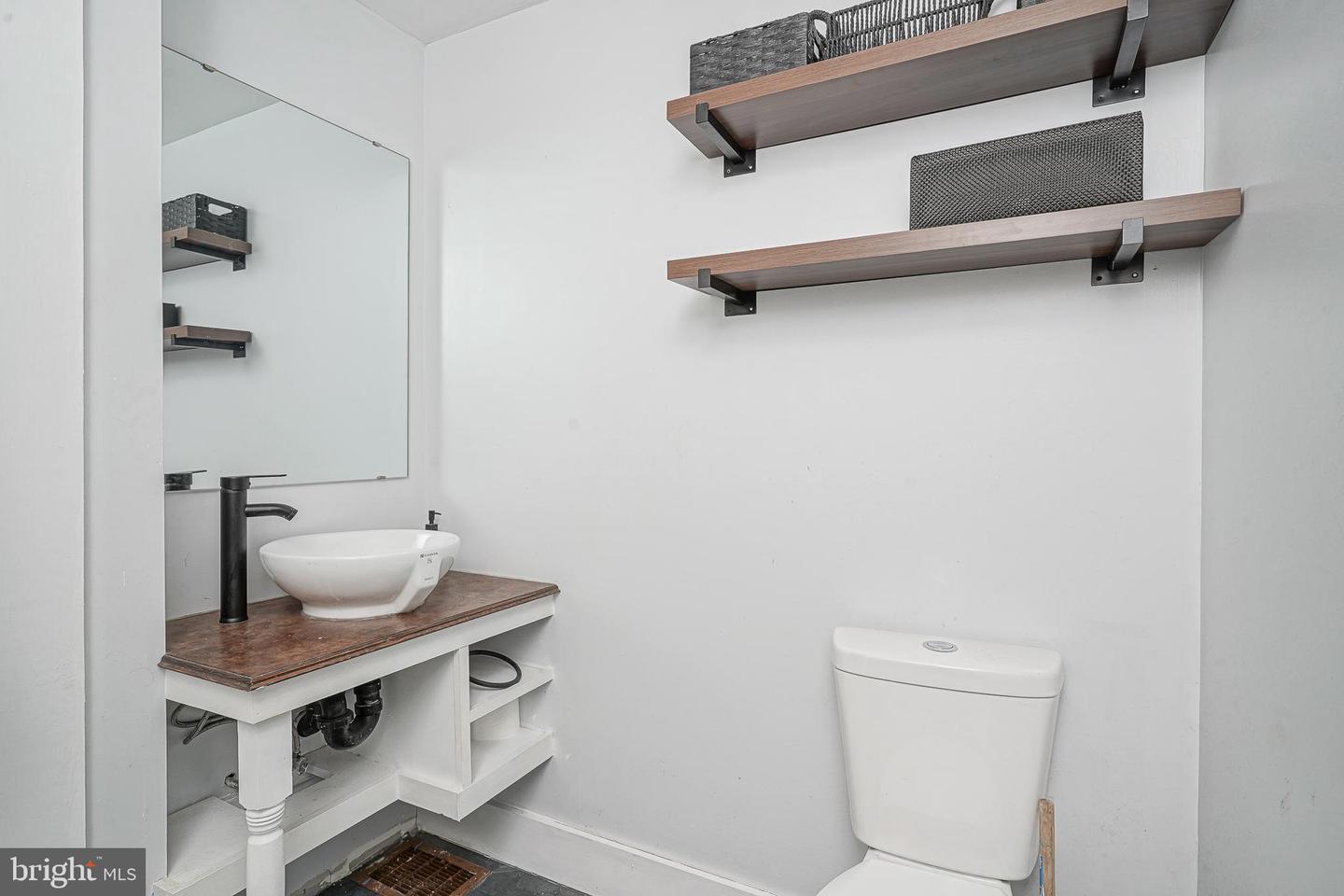 1026 N Orianna St Property Photo 13