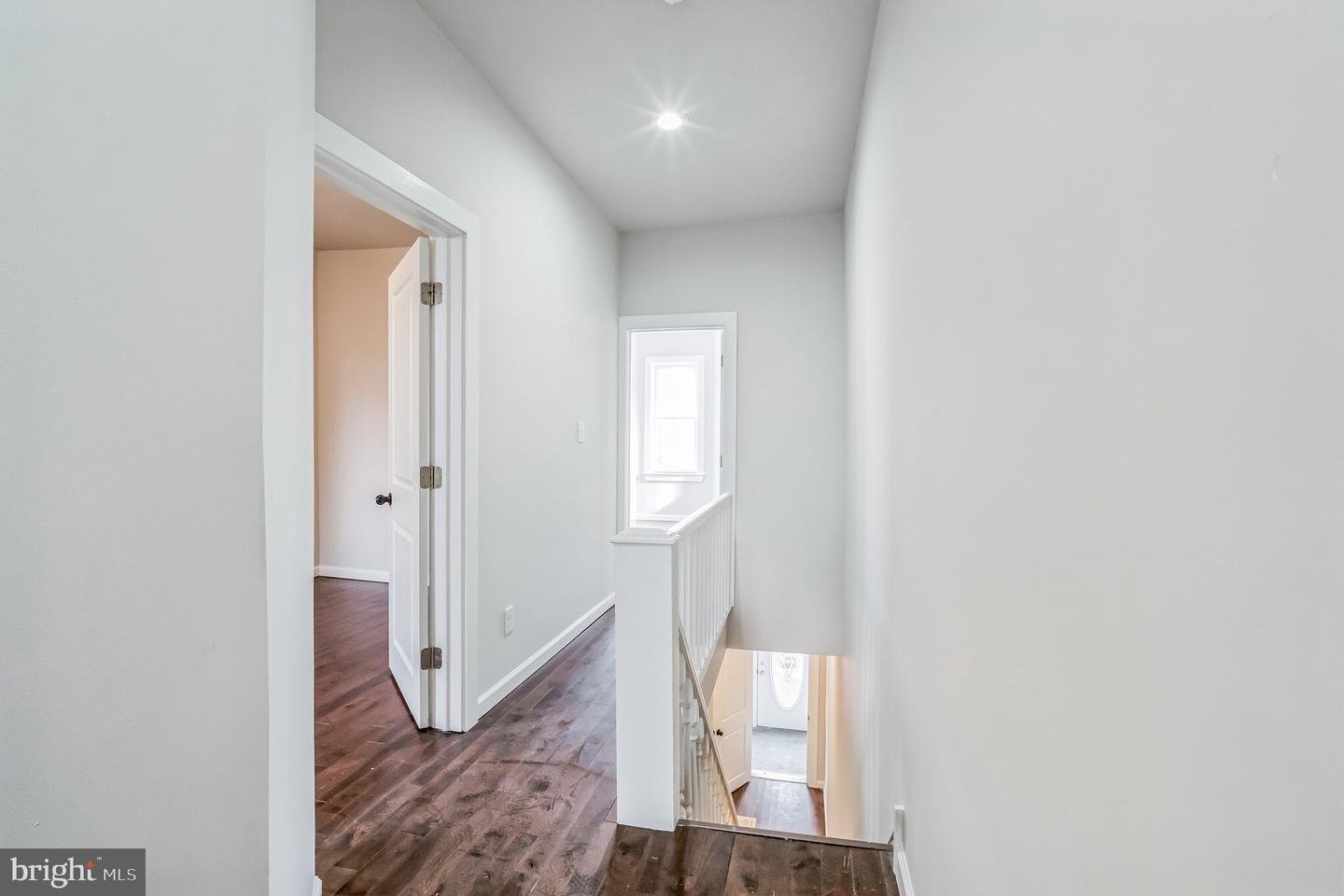 1328 S Wilton St Property Photo 9