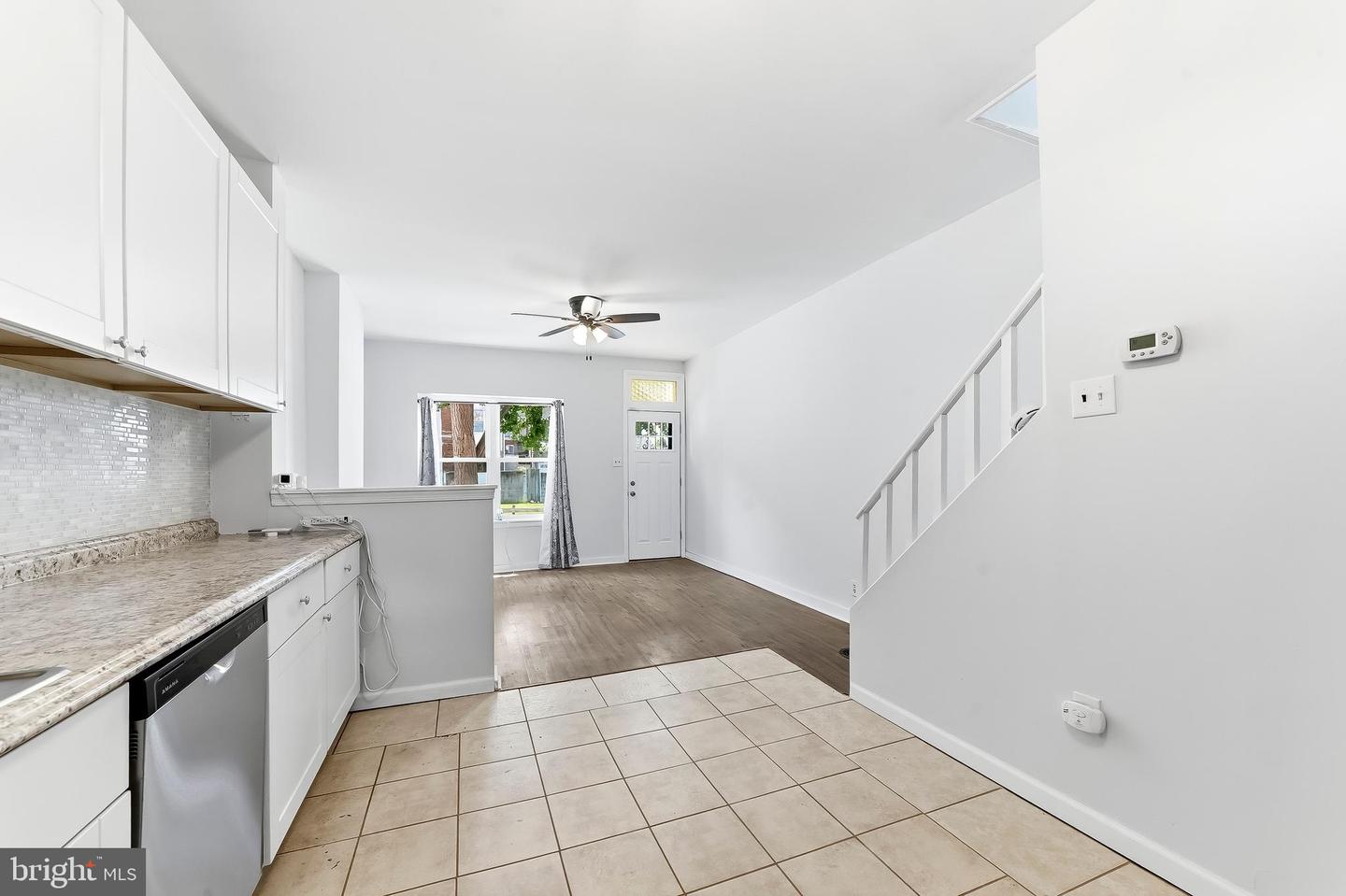 2951 Gerritt St Property Photo 6