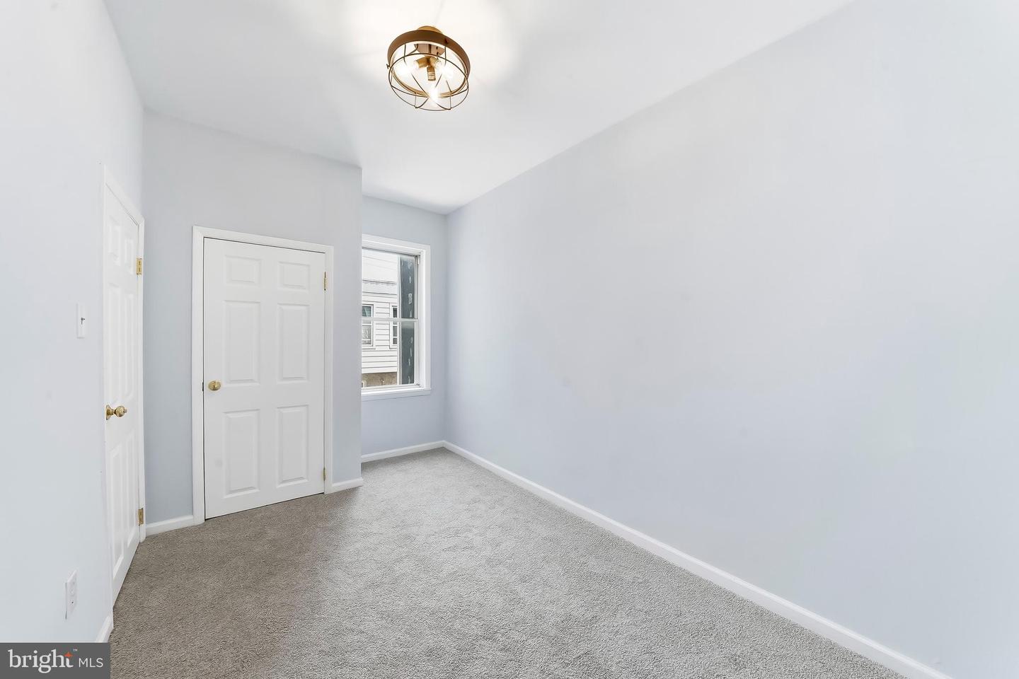 2951 Gerritt St Property Photo 11
