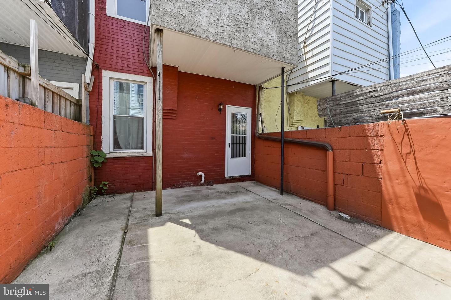 2951 Gerritt St Property Photo 17