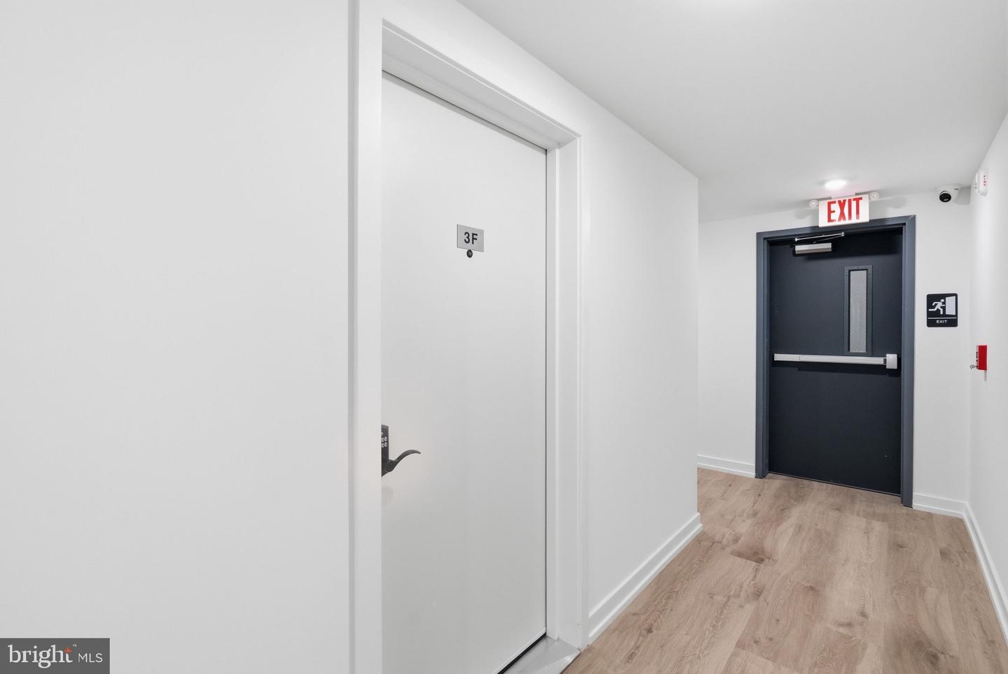 208 Vine St #3f Property Photo 2