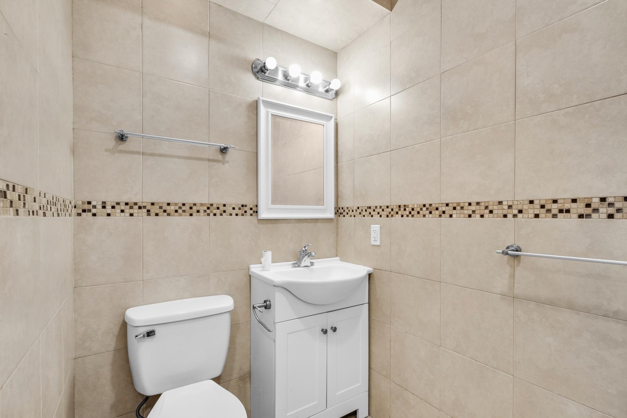 1804 E Huntingdon St Property Photo 22