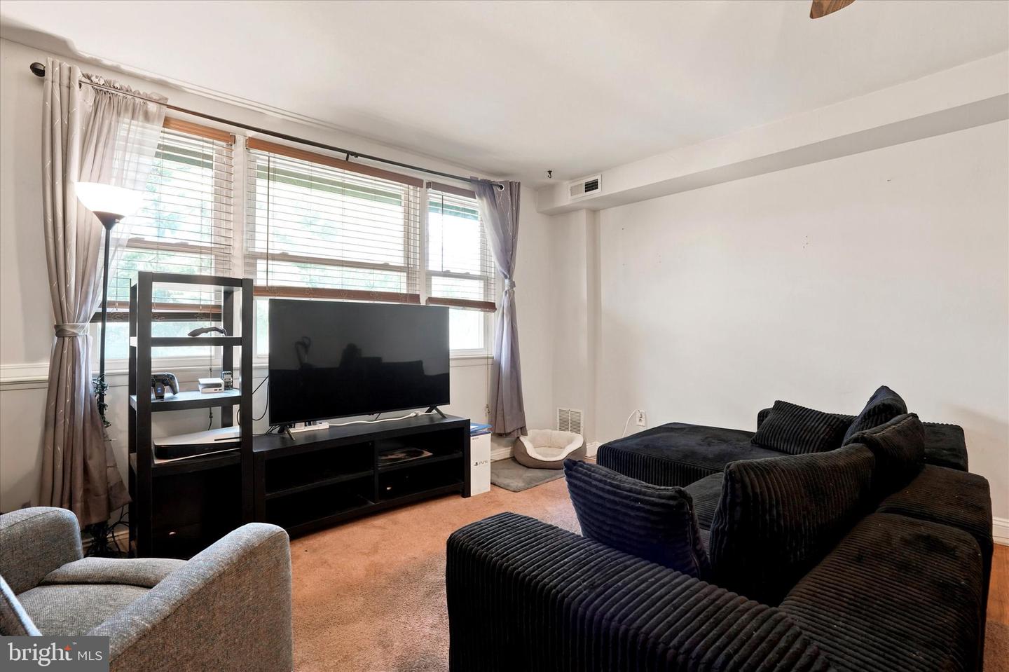 6901-29 Valley Ave #d2 Property Photo 14