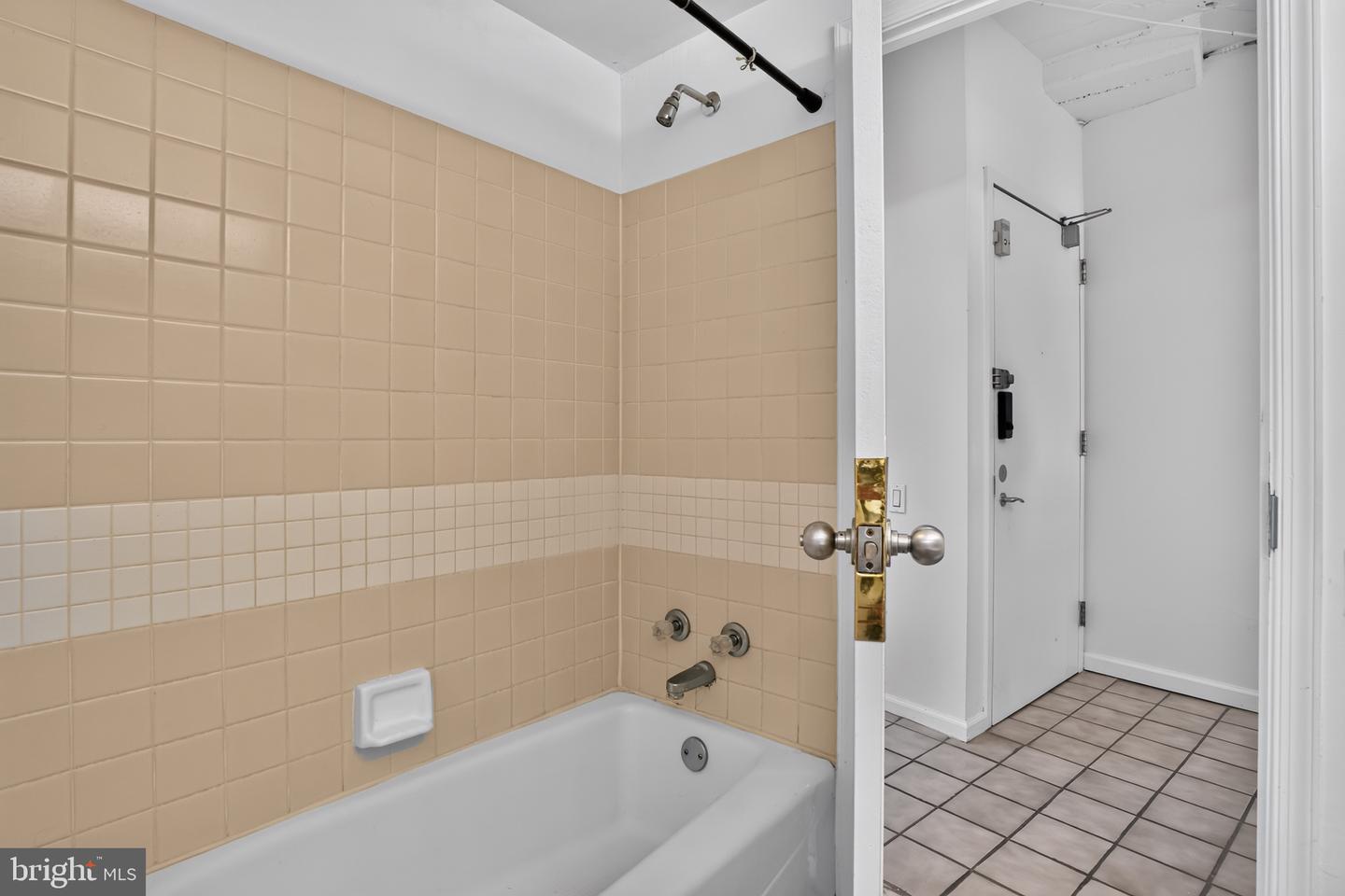 244-48 N 3rd St #4c & 4d Property Photo 24