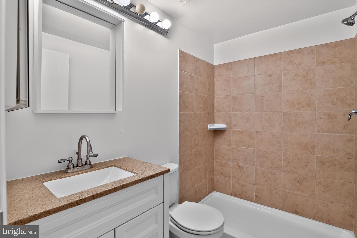 244-48 N 3rd St #4c & 4d Property Photo 26