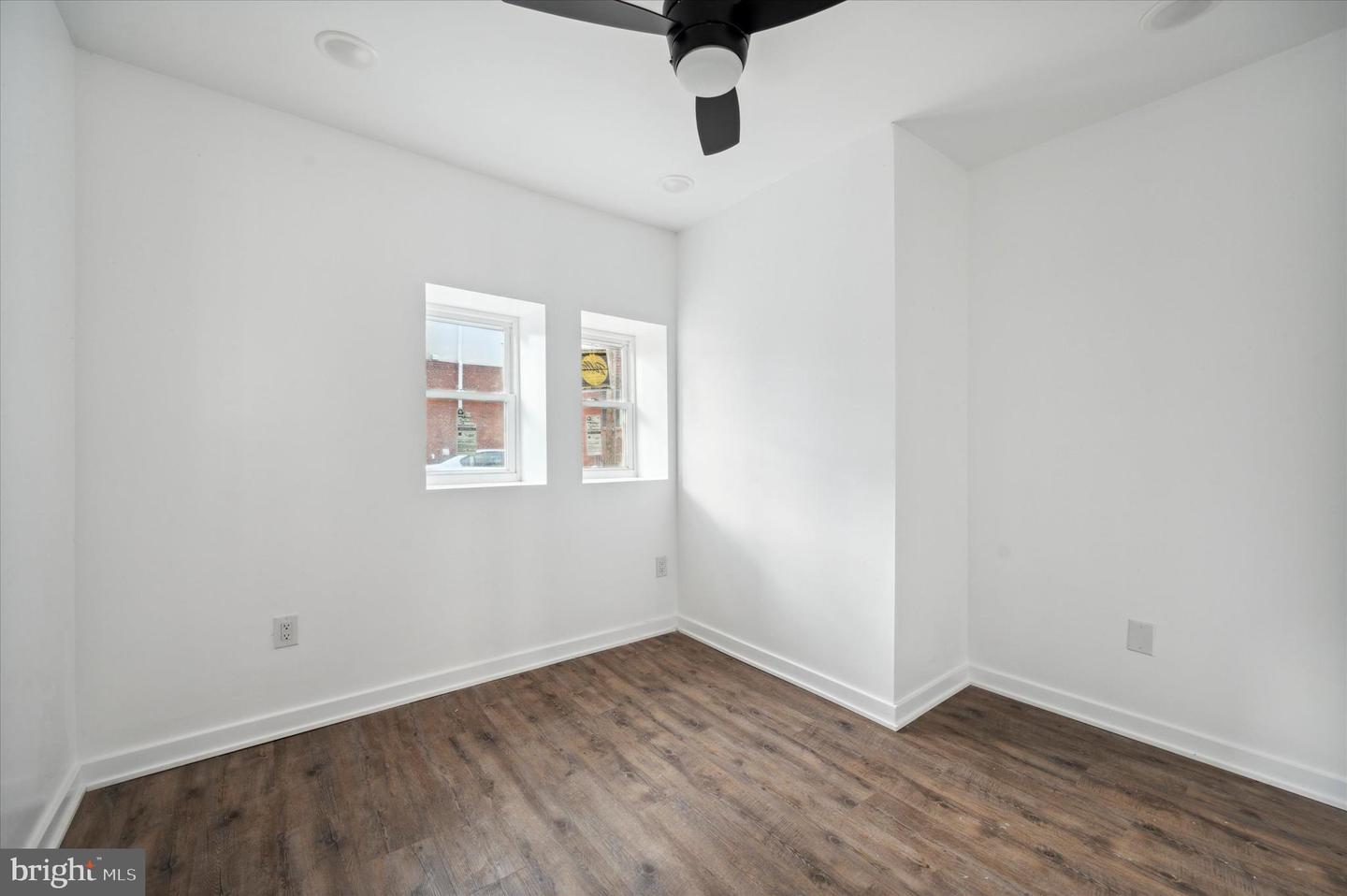 1231 N 16th St Property Photo 12