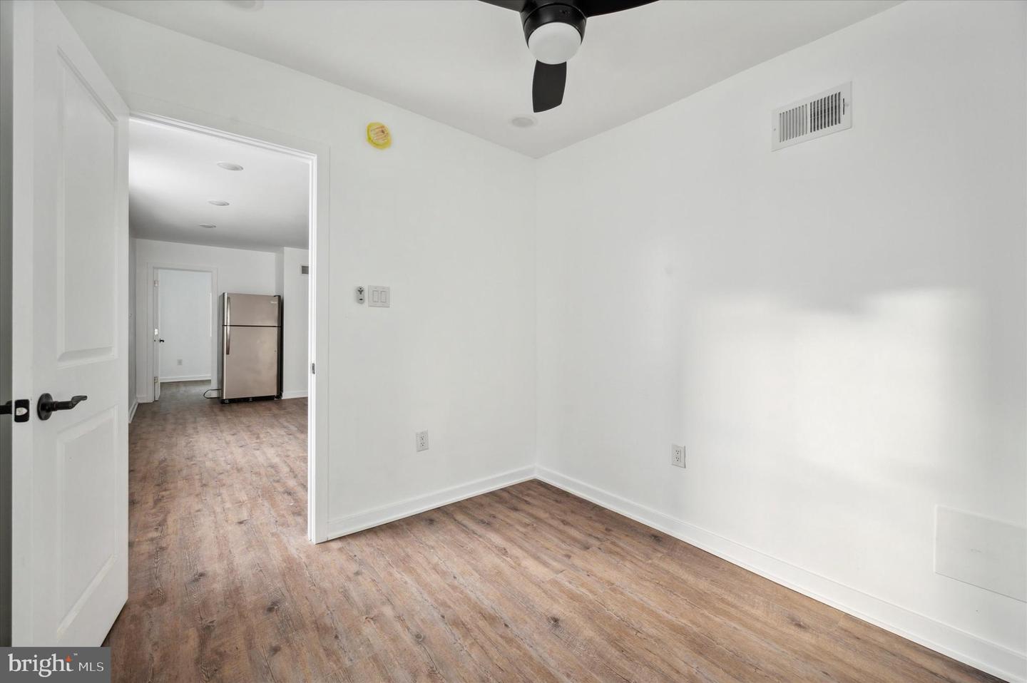 1231 N 16th St Property Photo 16