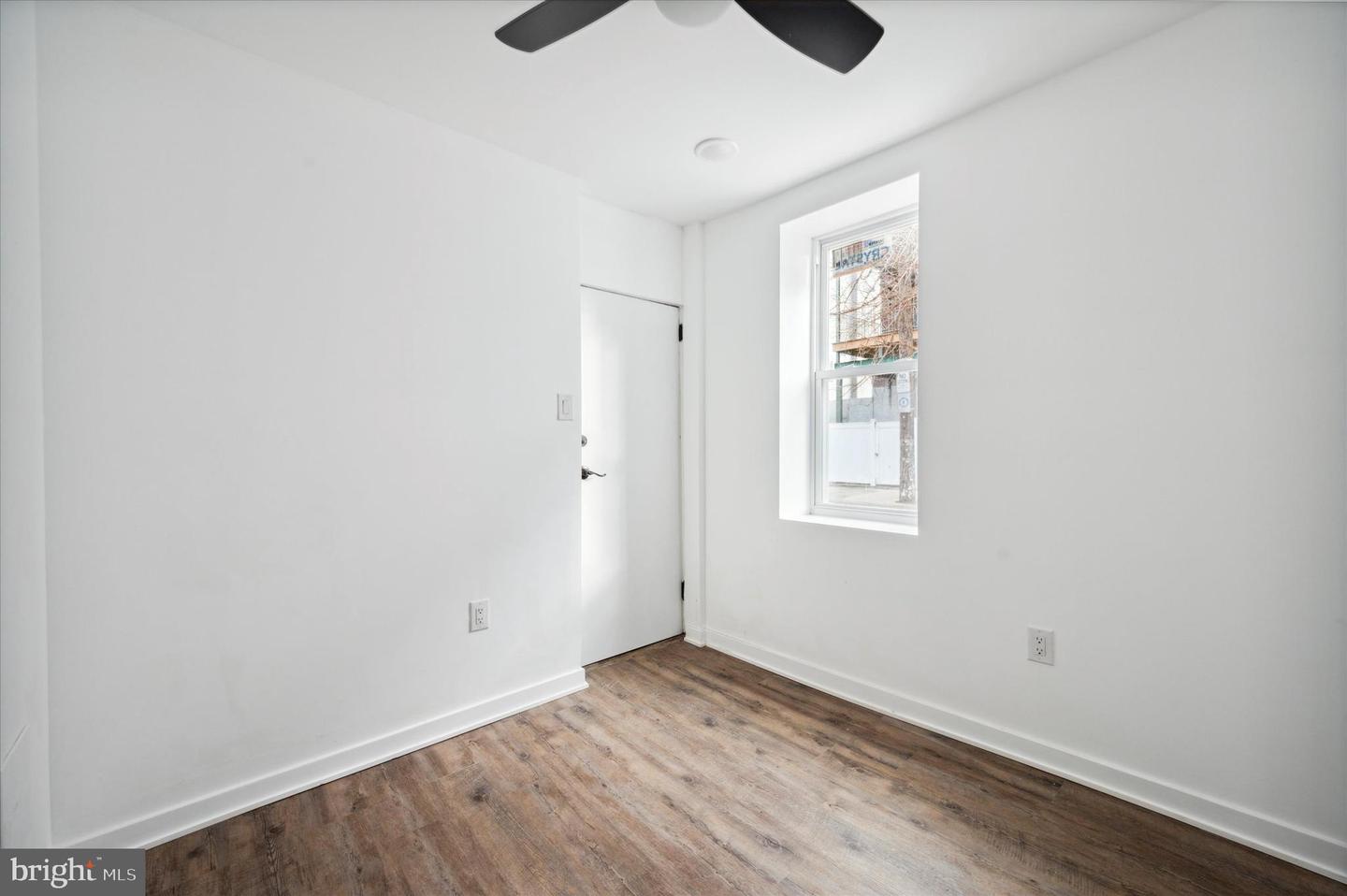 1231 N 16th St Property Photo 17