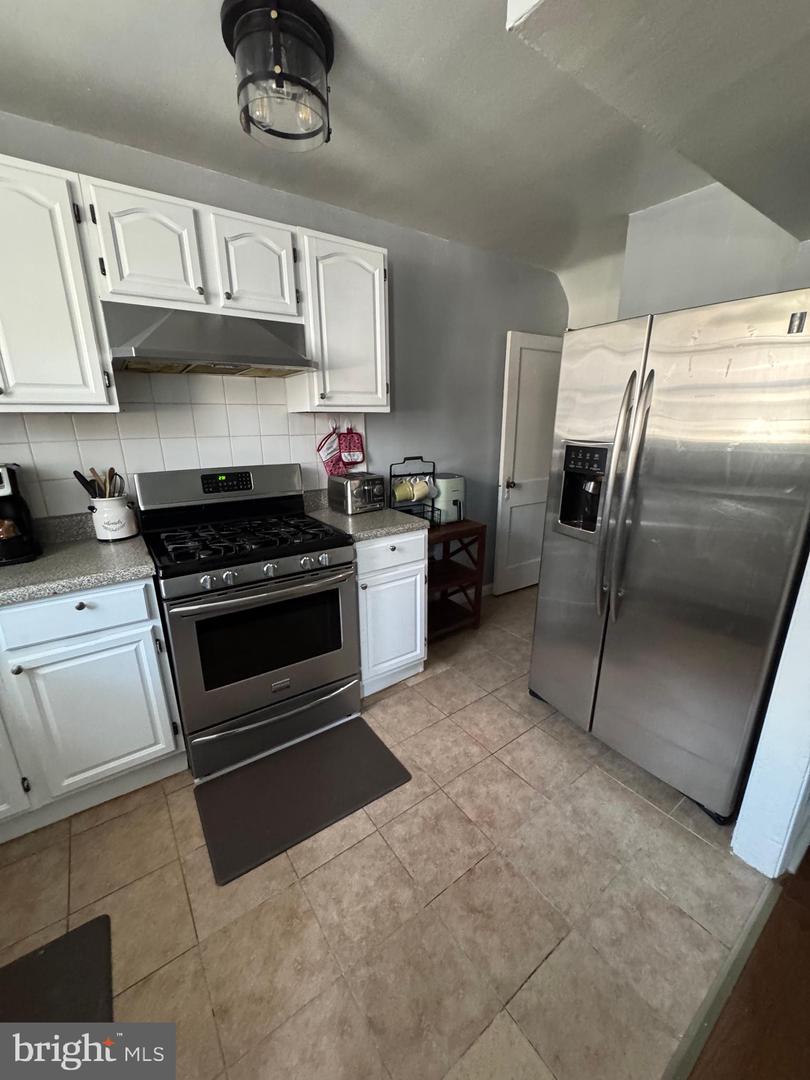 2526 S Bellford St Property Photo 5